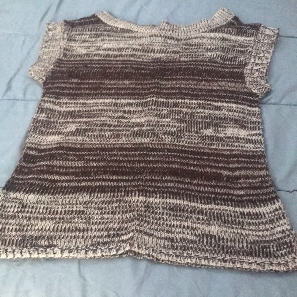 Stitched top - Picture 2 of 4